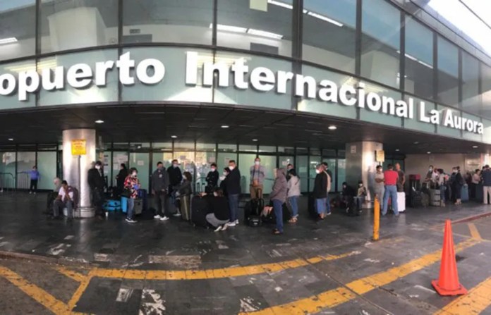 La Dirección General de Aeronáutica Civil dio a conocer que este viernes se llevará a cabo un simulacro en el Aeropuerto Internacional la Aurora.