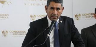 El diputado por Chiquimula, Esduin Javier, 3 Kiebres, presentó una reforma al Código Penal para endurecer las sanciones por conducir en estado de ebriedad. Foto: Congreso