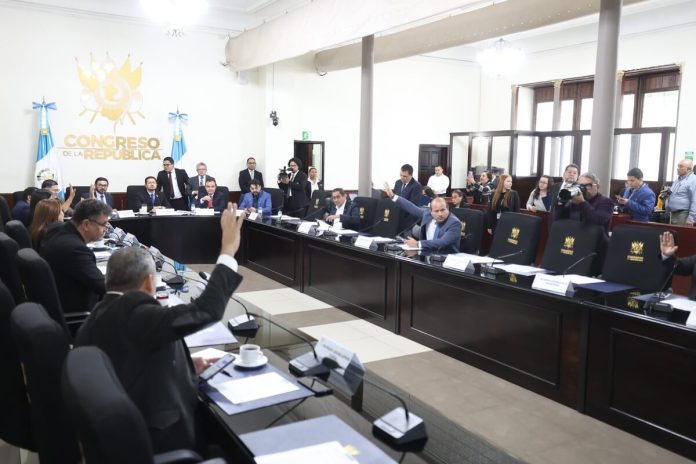 Los jefes de bancada informarán el 25 de febrero el nombre de los diputados que presidirán las comisiones legislativas. Foto: Congreso