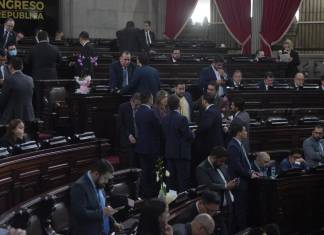 Los diputados buscaron consensos para la distribución de las comisiones este 11 de febrero. Foto: José Orozco