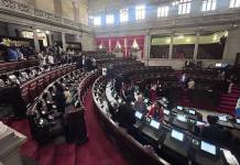Se frena comienzo de interpelación a ministro de Desarrollo, Abelardo Pinto Pocos diputados acudieron a la plenaria, donde se empezaría con la interpelación al ministro de Desarrollo Social, Abelardo Pinto. Foto: Daniel Ramírez