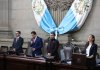 El presidente del Congreso, Nery Ramos, se pronuncia por la discusión del aumento de sueldo a los diputados. Foto: Congreso