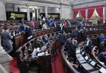 Los diputados aprobaron el acuerdo de la distribución de comisiones para este periodo. Foto: La Hora / Fabricio Alonzo