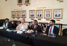 Delegados del Inguat y del Ministerio de Comunicaciones informaron avances del proyecto del teleférico hacia La Antigua Guatemala. Foto: La Hora