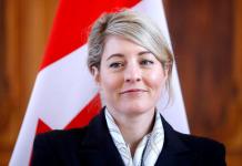 Canadá prepara represalias ante los aranceles anunciados para este martes por Trump Foto de archivo de la ministra de Exteriores canadiense, Mélanie Joly. Foto La Hora: EFE