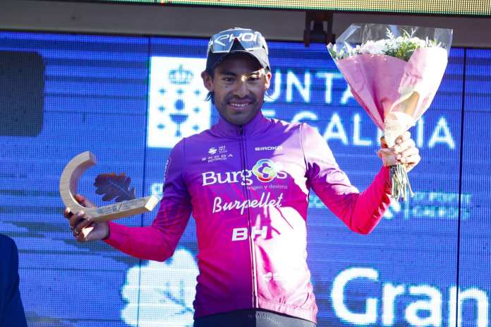 El campeón nacional Sergio Chumil ganó la etapa reina de la competencia O Gran Camiño y la subida al podio por segunda ocasión en Europa. Foto: Federación Guatemalteca de Ciclismo / La Hora.