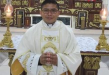 El padre César Chaj falleció este viernes 7 de marzo. Foto: Parroquia de Champerico / La Hora
