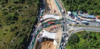 El paso a desnivel sobre el bulevar Naranjo está pronto a cumplir el plazo de entrega, mismo que genera expectativas en los vecinos del sector.
