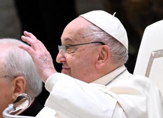 El estado de salud del papa Francisco se mantiene estable tras crisis respiratoria Foto La Hora: EFE
