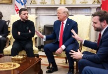 El Kremlin asegura que paralizar la ayuda militar a Ucrania impulsará el proceso de paz El Kremlin aseguró que la decisión de Donald Trump, de paralizar la ayuda militar a Ucrania, impulsará su participación en el proceso de paz.