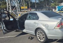 Capturan a cuatro sicarios tras ataque armado en mercado de Villa Nueva Capturan a dos presuntos sicarios, los cuales habrían provocado un ataque armado, dejando a tres personas heridas en el mercado Concepción del municipio de Villa Nueva.
