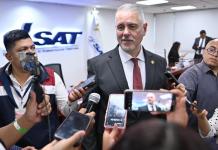 SAT rechaza información falsa por armonización del DPI-NIT y reitera que es una disposición administrativa Armando Pokus sobre armonización NIT con DPI “No estamos haciendo nada malo”