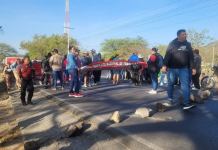 Tome precauciones: bloqueo en el kilómetro 123 de la carretera Interamericana Bloqueo en km 123 CA-1.