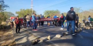 Bloqueo en km 123 CA-1.