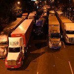 Bloqueos continúan ante el rechazo del seguro obligatorio.