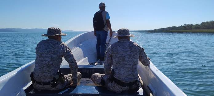 CONAP y DIPRONA realizan patrullajes acuáticos para prevenir la pesca ilegal en Petén