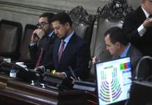 Con quorum reducido, Congreso solo avanza en traslado de iniciativas de ley El presidente del Congreso, Nery Ramos, espera que más diputados se hagan presentes a la plenaria de este 4 de marzo. Foto: La Hora / Fabricio Alonzo