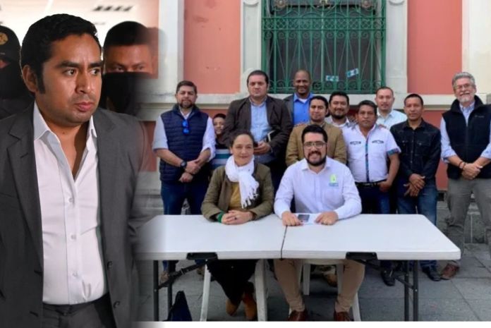 Exintegrantes de Semilla en una conferencia de prensa el 18 de diciembre de 2019. Foto La Hora: Archivo/ Fabricio Alonzo.