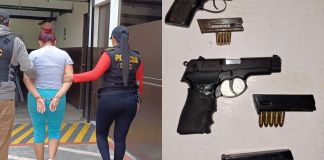 Presunta miembro del Barrio 18 capturada y armas incautadas en allanamiento. Foto La Hora: PNC