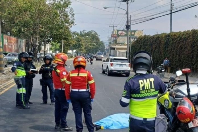 Menor fallecido en el kilómetro 6.8 ruta al atlántico. Foto La Hora: CBM