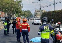 Menor fallecido en el kilómetro 6.8 ruta al atlántico. Foto La Hora: CBM