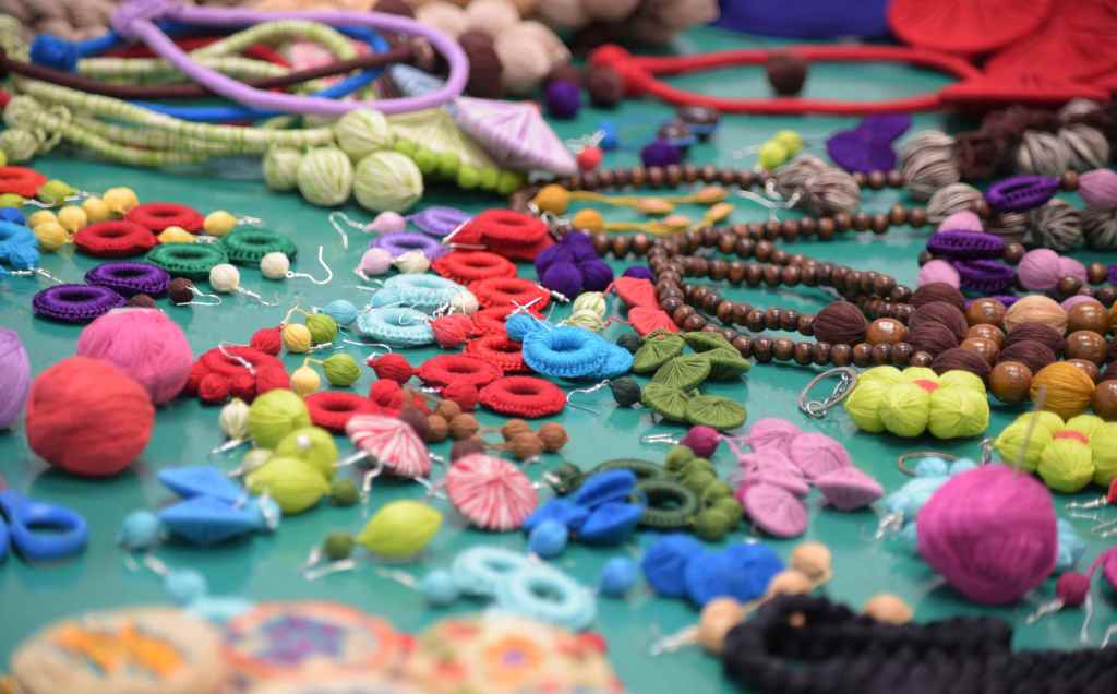 Productos elaborados por las artesanas que asistieron al evento en Museo Ixchel. Foto La Hora: José Orozco.