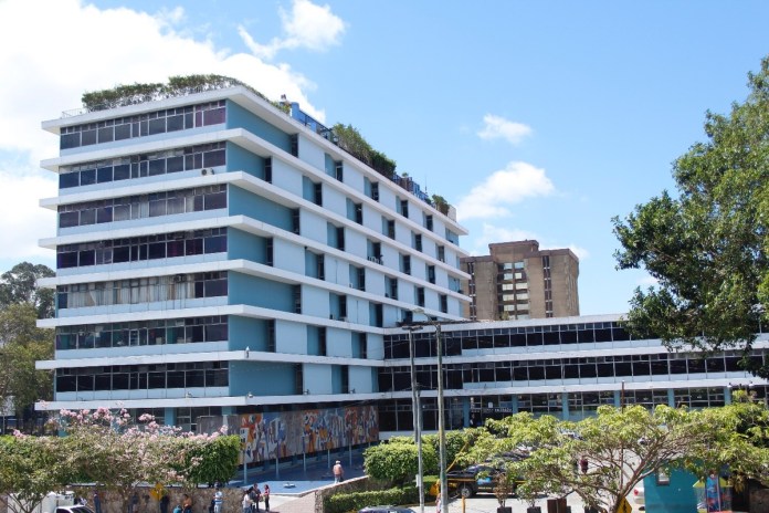 El servicio de software contratado funcionará en nueve hospitales del IGSS. Foto La Hora: Archivo
