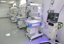 En imágenes: Así luce el nuevo intensivo de neonatos del Hospital de Antigua En imágenes, Bernardo Arévalo muestra el nuevo intensivo de neonatos del Hospital de Antigua