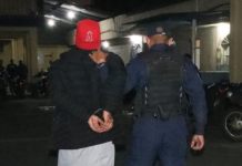 Presunto pandillero es detenido cuando empujaba una motocicleta robada Alias "George" fue capturado tras ser sorprendido mientras empujaba una motocicleta que presentaba un reporte de robo