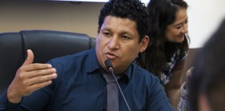 El diputado de Semilla Raúl Barrera. Foto: Congreso / La Hora