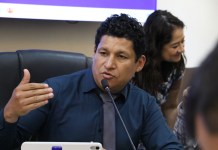 “Cúpula del Estado” deberían de ganar 10 salarios mínimos, reafirma diputado oficialista, Raúl Barrera El diputado de Semilla Raúl Barrera. Foto: Congreso / La Hora