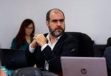 Juan Carlos Bidegain, ministro de Gobernación de El Salvador requerido en Guatemala. Foto La Hora: Ministerio de Gobernación El Salvador