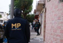 Autoridades policiales realizan un total de 33 diligencias de allanamiento y una requisa en seis departamentos del país por casos de extorsión.