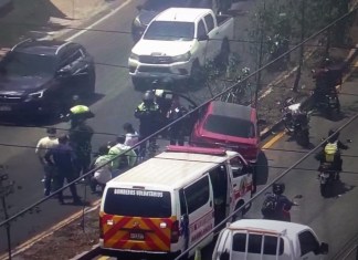 Un hombre falleció en el kilómetro 16 de la ruta Interamericana. Foto La Hora: Transito Mixco.
