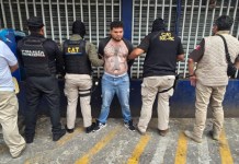 Detienen al “Lunático”, líder de la Mara Salvatrucha, uno de los pandilleros más buscados de El Salvador César Omar Hernández Quintanilla, de 33 años, conocido como "Lunático", fue detenido. Foto: La Hora: PNC