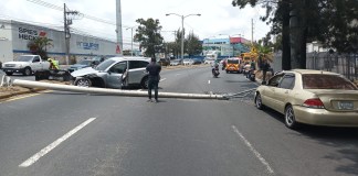 Accidentes y eventos complican el tránsito en la Ciudad de Guatemala este viernes 28 de marzo. Foto La Hora: PMT de la Ciudad de Guatemala.