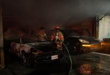 Durante horas de la madrugada de este 25 de marzo, Bomberos reportaron la atención a un incendio suscitado dentro de un taller mecánico.