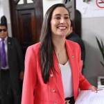 La diputada Karina Paz se pronuncia por el amparo que la separa del bloque VOS. Foto: La Hora / Fabricio Alonzo