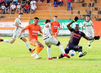 La jornada 13 del torneo Clausura 2025 se disputó entre los días sábado 8 de marzo y domingo 9. Foto La Hora: Facebook Rojos del Municipal.