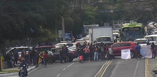 Transmetro suspende líneas tras manifestaciones pr seguro obligatorio