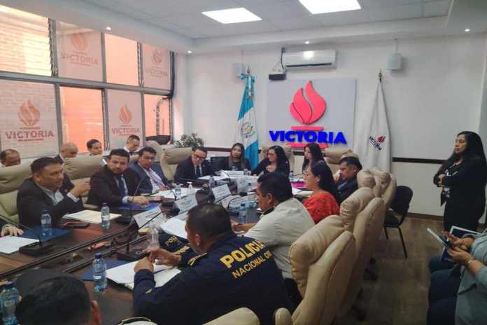 Autoridades del Ministerio Público anunciaron en una citación en el Congreso la herramienta para mapear zonas con incidencia delictiva. Foto: La Hora