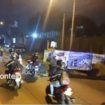 La mañana de este lunes 17 de marzo se genera un manifestación que bloquea el ingreso a la ciudad capital debido al caso Lev Tahor.. Foto La Hora: Captura de pantalla video de Amilcar Montejo.