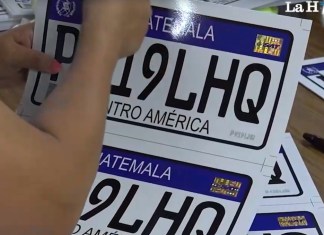 Nuevas placas de circulación: De esta forma se fabrican en el Taller Nacional de Grabados en Acero