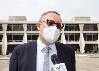 Pablo Oliva, ex rector en funciones de la USAC. Foto La Hora: Soy Usac