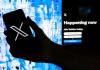 Fotografía de archivo que muestra a un usuario mientras sostiene un teléfono móvil que muestra el logotipo de la página 'X', llamada antes Twitter. Foto La Hora: EFE