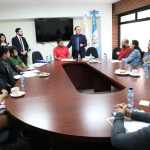 Familiares de las víctimas y sobrevivientes de la tragedia en la zona 6 capitalina asisten al Congreso de la República para realizar proceso de apoyo económico. Foto La Hora / Congreso de la República