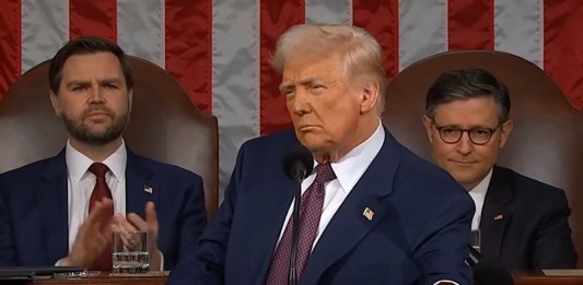 Trump ante Congreso: "En 43 días de mandato, hemos logrado más que otro presidentes"