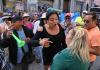 Hermana de Aldo Dávila fue retirada de manifestación. Foto: Fabricio Alonzo /La Hora