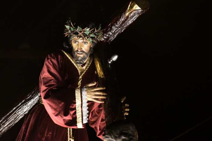 Consagrada imagen de Jesús Nazareno de la Justicia , de la Nuestra Señora de los Remedio Templo el Calvario. Foto La Hora: Sergio Osegueda.