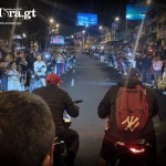 Reclaman en contra del seguro haciendo carreras sin casco
